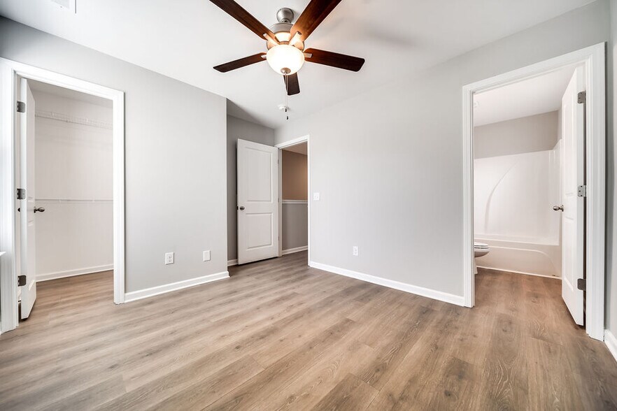 Building Photo - 348 Kristen Ct