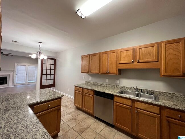 Building Photo - 1648 Savannah Park Ln