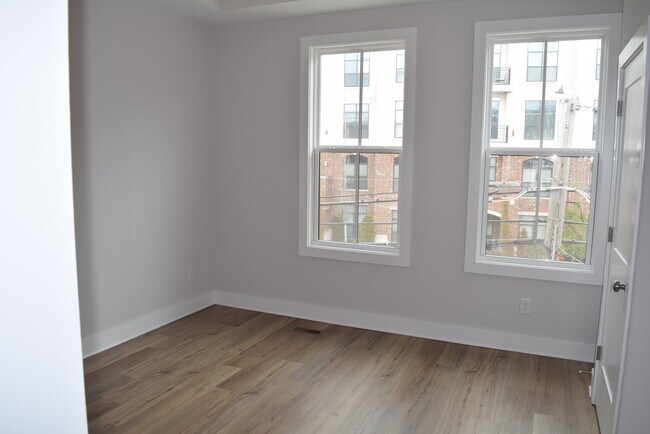 Master bedroom - 1233 Cushenberry Ln