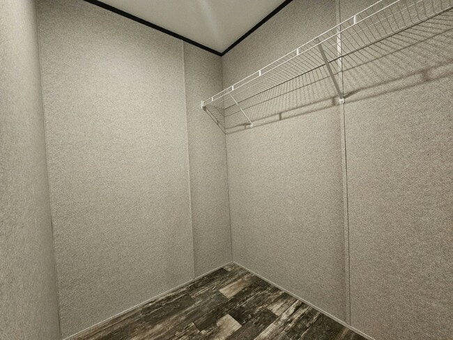 Building Photo - 1053 Myakka Dr