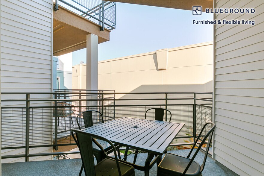 Building Photo - 85 Cleaveland Rd