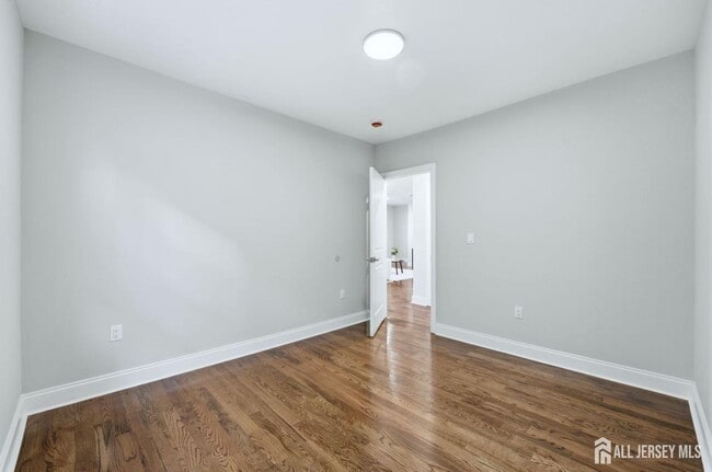 Building Photo - 46 Eppirt St