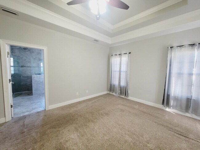 Building Photo - 2508 Goldenrod Wy