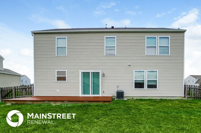 Building Photo - 32 Hawthorne Dr