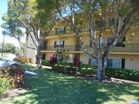 Building Photo - 1086 Forest Lakes Dr