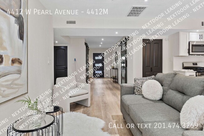 Building Photo - 4412 W Pearl Ave