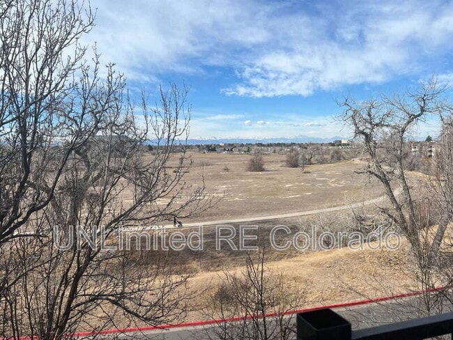 Building Photo - 431 S Kalispell Way