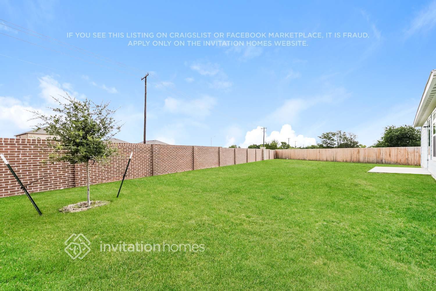 Building Photo - 4900 Old Ember Ln