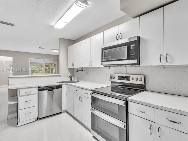 Building Photo - 6800 Raleigh St