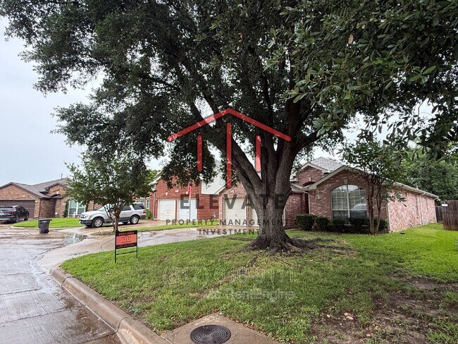 Building Photo - 6105 Comfort Dr