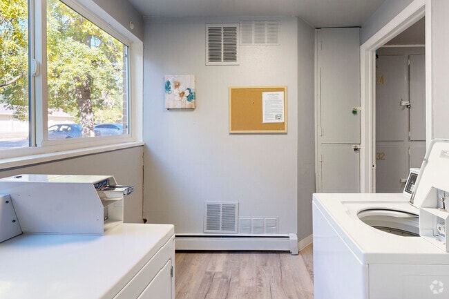 Laundry Room - 10th Street Square Apartments
