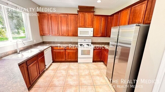 Building Photo - 12811 Moss Park Ridge Dr