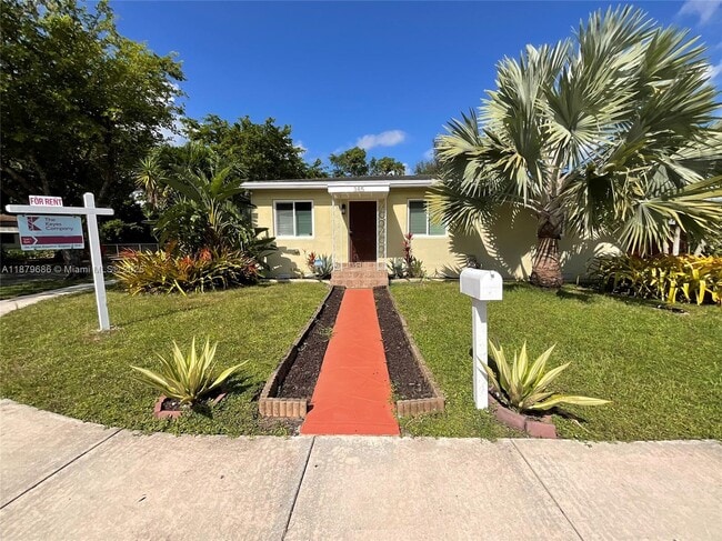 Primary Photo - 385 NW 129th St