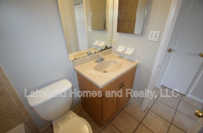 Building Photo - 6032 Norton Rd