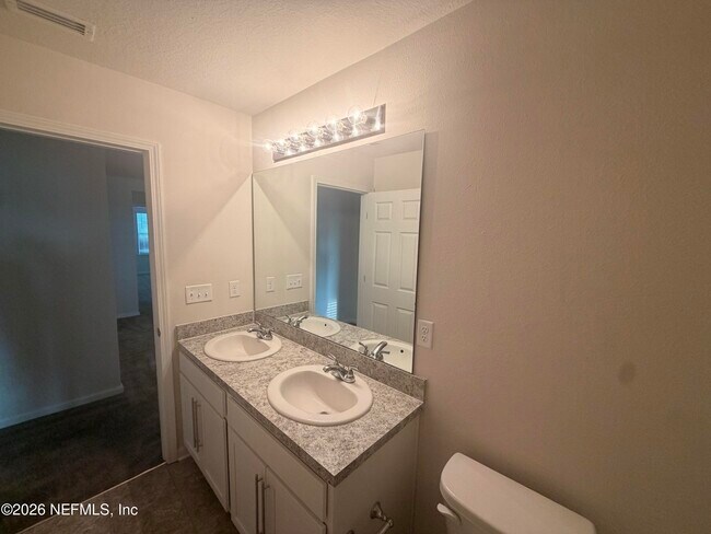 Building Photo - 12591 Lake Taylor Ln