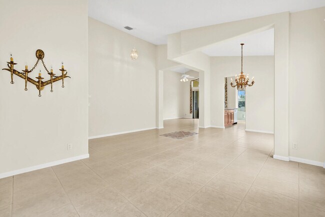 Building Photo - 6404 C Durham Dr