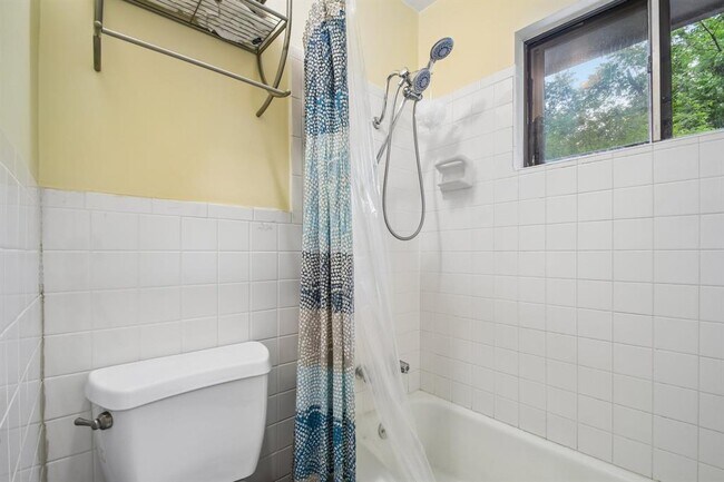 Building Photo - 5409 Hunters Glen