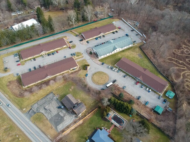 Building Photo - 875 New Castle Rd