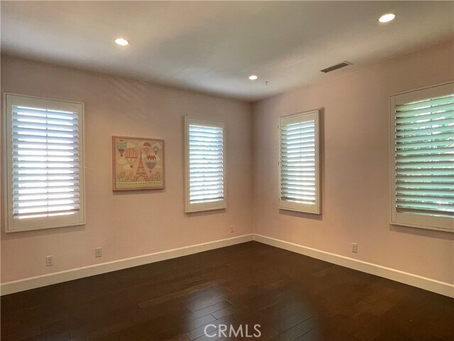 Building Photo - 56 Purple Jasmine