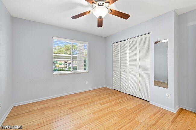 Building Photo - 5980 Amherst Dr