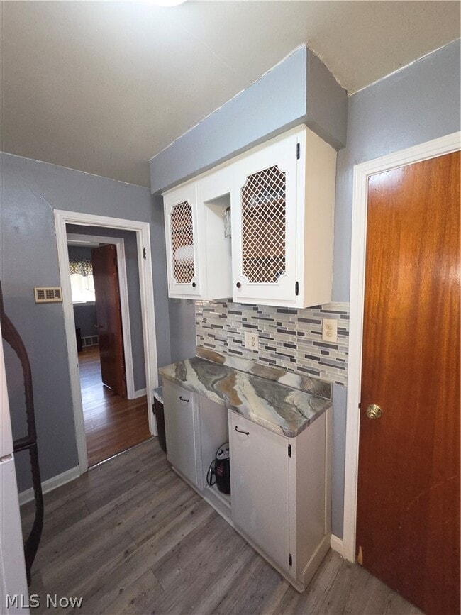 Building Photo - 4148 E 189th St