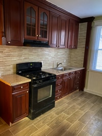 Building Photo - 14 N Spring St