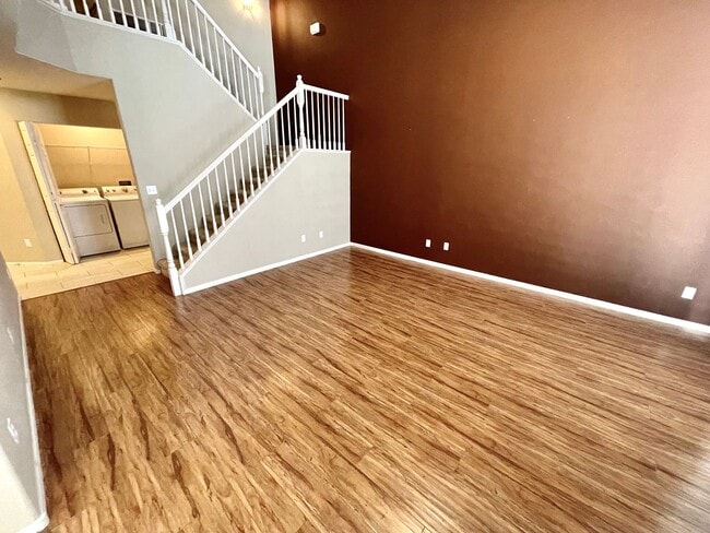 Building Photo - Hidden Gem in Gated Community - Summerlin