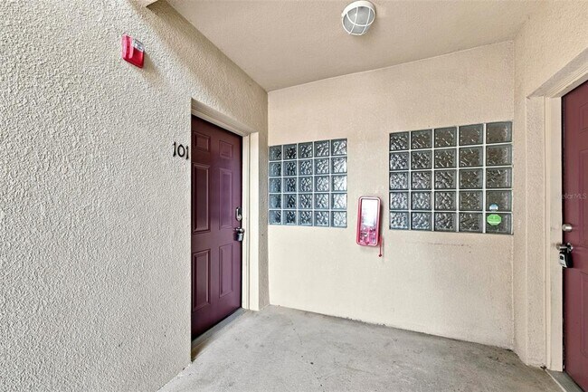 Building Photo - 6421 Cypressdale Dr