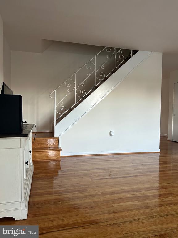 Building Photo - 3004 Secane Dr