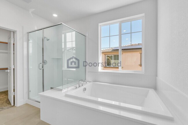 Building Photo - 7268 Wishwood Pl