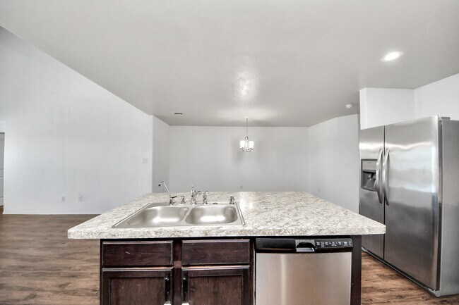 Building Photo - 20939 Wedgewood Chase Wy