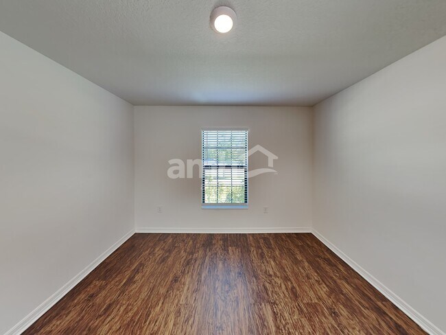 Building Photo - 1120 Brenton Leaf Dr