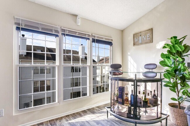 Building Photo - 1107 Huntmaster Terrace NE