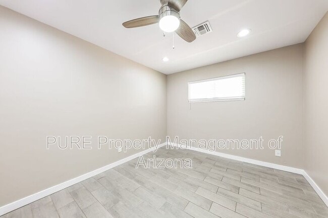 Building Photo - 3237 N 66th St