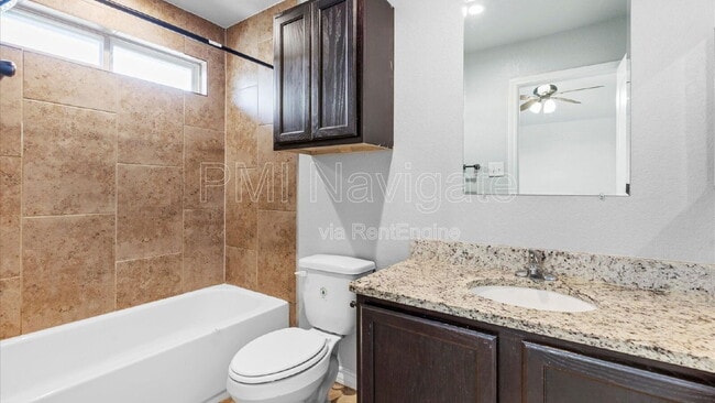 Building Photo - 6962 Lakeview Dr.