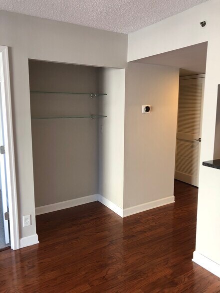 Building Photo - 1401 17th St NW