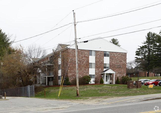 Building Photo - Derry Village Green Apartments