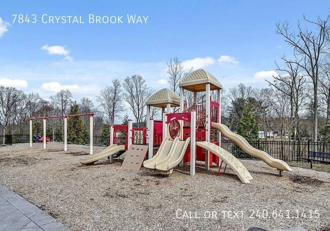 Building Photo - 7843 Crystal Brook Way