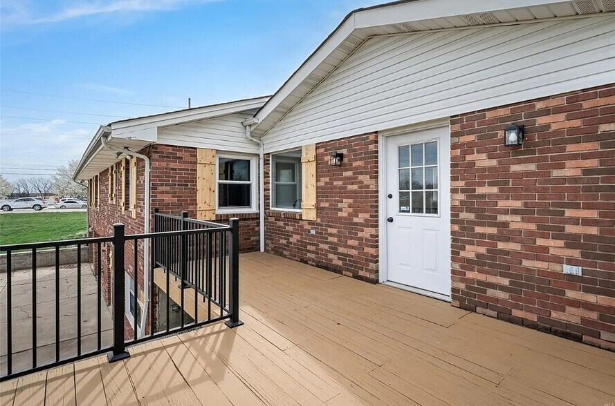 Building Photo - 4 Tiger Dr