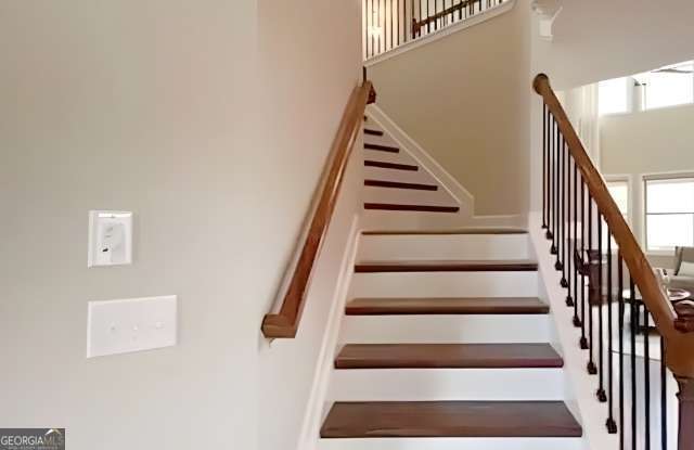 Building Photo - 5325 Chesire Ct