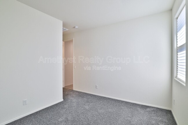 Building Photo - 17343 W Oberlin Way