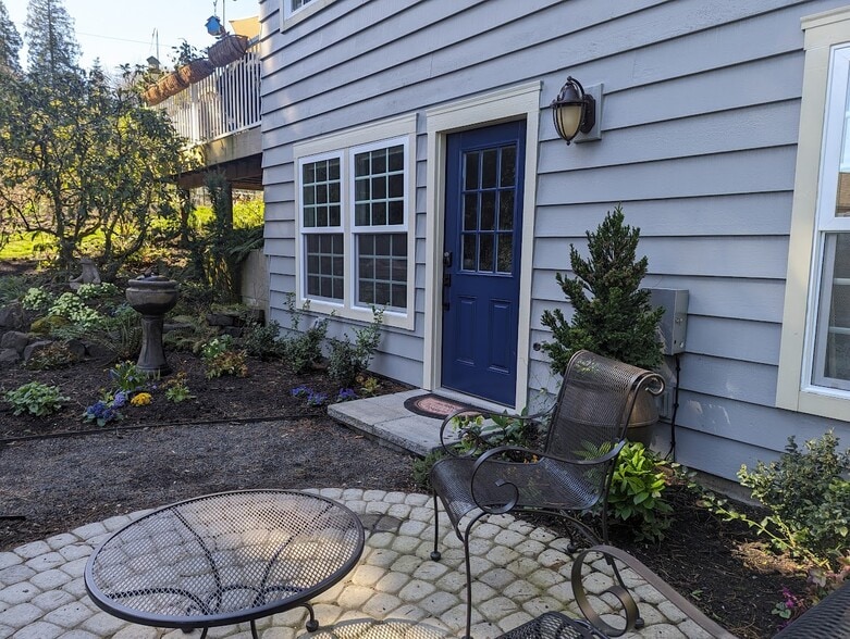 Entry showing fountain - 1411 NW 120th St