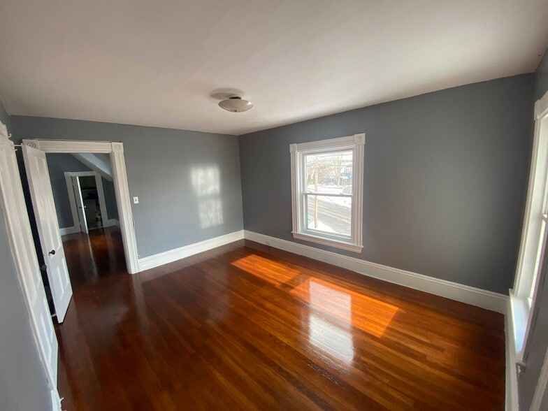 Building Photo - 67 Boynton St