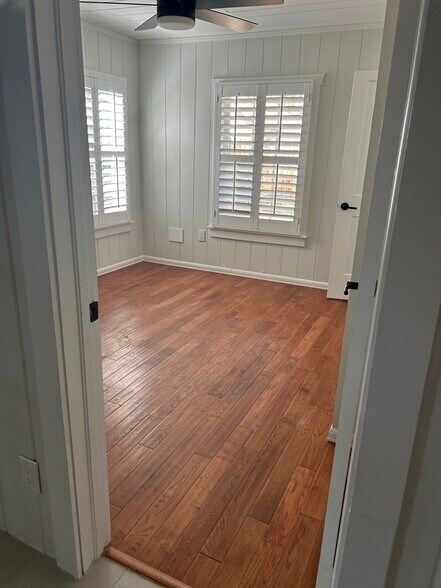 Building Photo - 3111 Elmer St