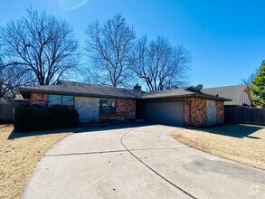 Building Photo - Move-In Ready 3 Bed 2 Bath In Union School...