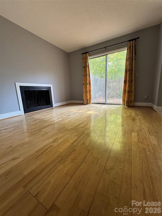 Building Photo - 3282 Heathstead Place