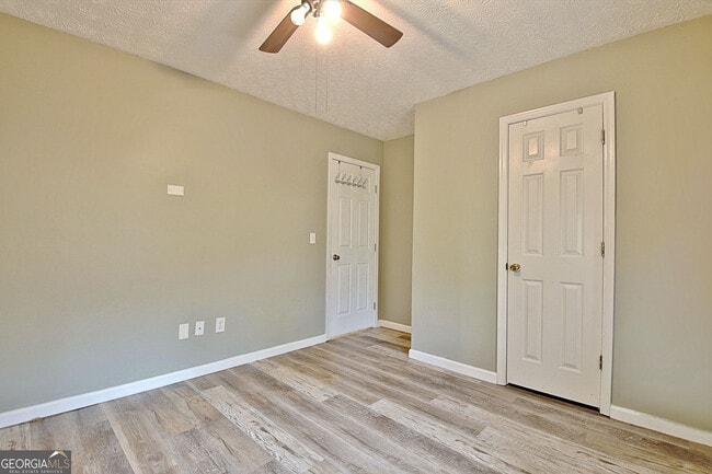 Building Photo - 15 Chestlehurst Way