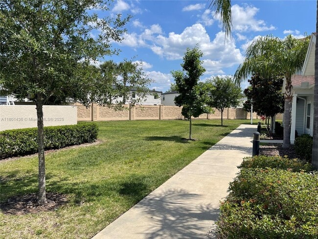 Building Photo - 3202 Cupid Pl