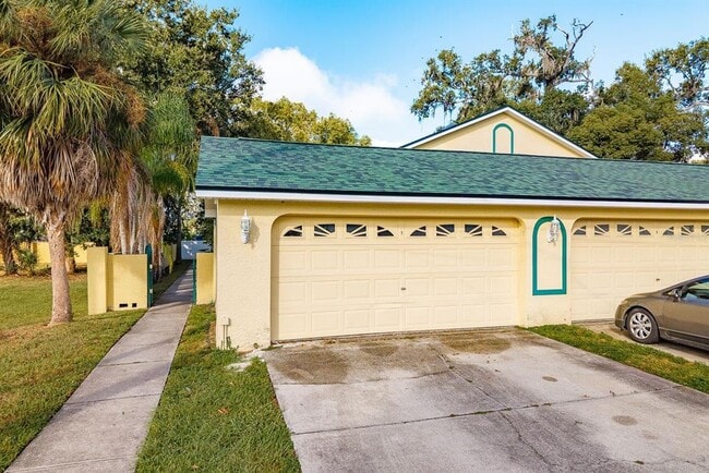Building Photo - 406 S Bayview Blvd