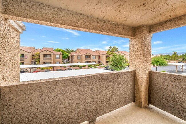Building Photo - 2300 E Silverado Ranch Blvd